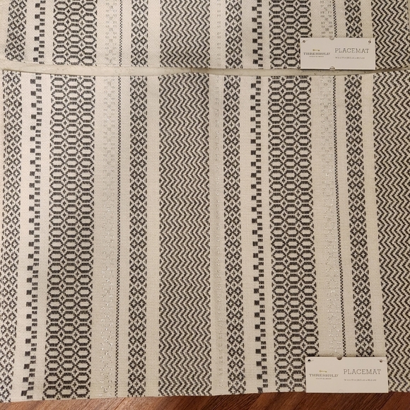 Threshold Gray and Off White Placemat With Silver Design - Picture 3 of 6